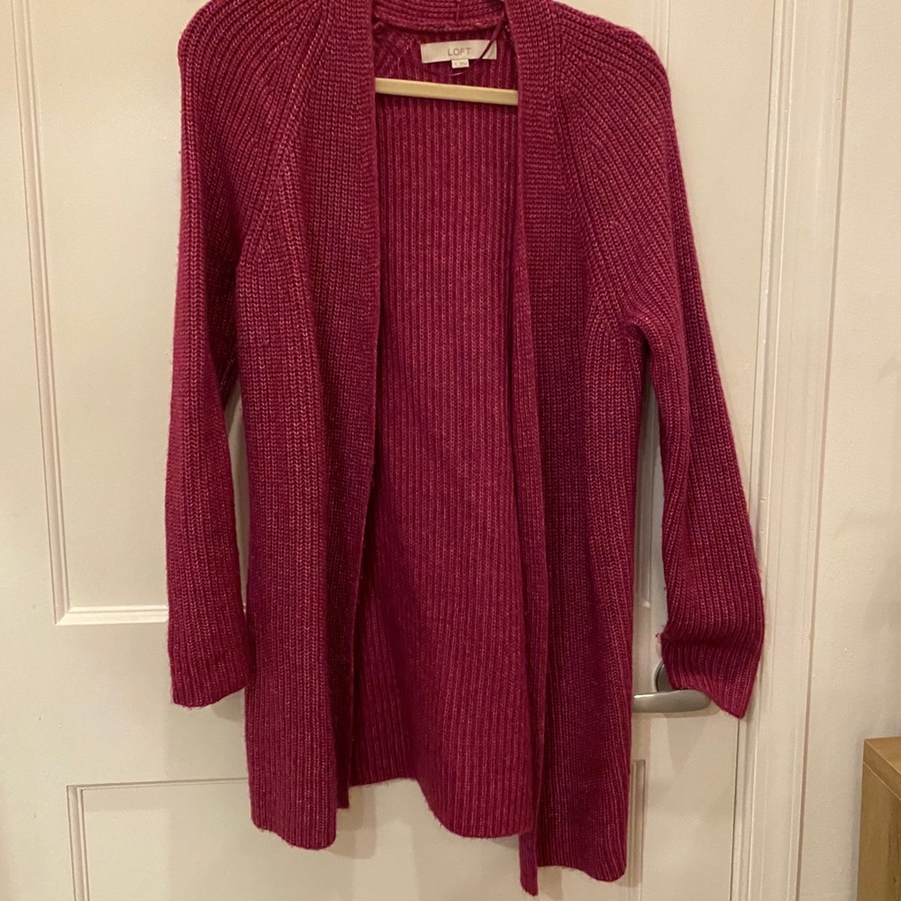 Ann Taylor LOFT rubbed open knit cardigan
